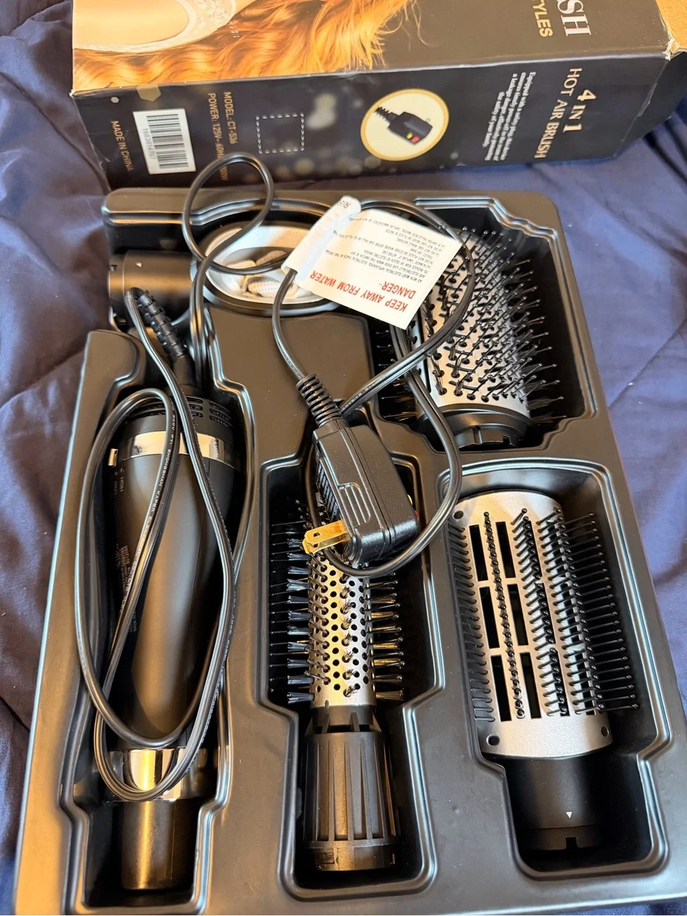 4-in-1 Hot Air Brush Hair Styler - Gold